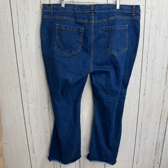 Mark Distressed Wide leg Hi Waist Crop Jeans Floral Decoration Size 20 - Picture 8 of 12